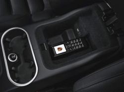 ������������� �������������� (AUX) ��� Porsche Cayenne 95804490116