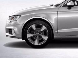 Оригинальный колесный диск R18 для Audi A3 Sedan/Cabriolet (8V) - 5 лучей "стрелки" (8V0601025DT)