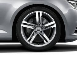 Оригинальный колесный диск R18 для Audi A4 B9/8W - 5 двойных спиц (8W0601025M).