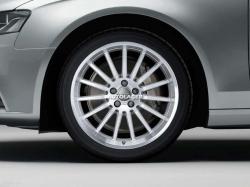 Диск колесный Audi A4 R18 ( 15-спицевый дизайн с нижним профилем)/ 8K00714981ZL