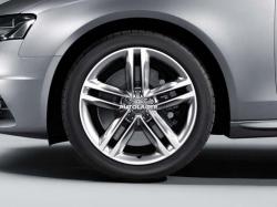Диск колесный Audi A4 R18 ( 5-звездочный параллельный дизайн) 8K0601025CQ