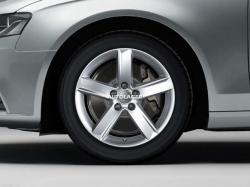 Диск колесный Audi A4 R17 ( 5-спицевый дизайн). 8K0071497A8Z8